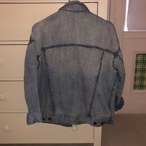 Free People Jackets & Coats - Free people trucker denim jacket Free People Jackets & Coats - Free people trucker denim jacket